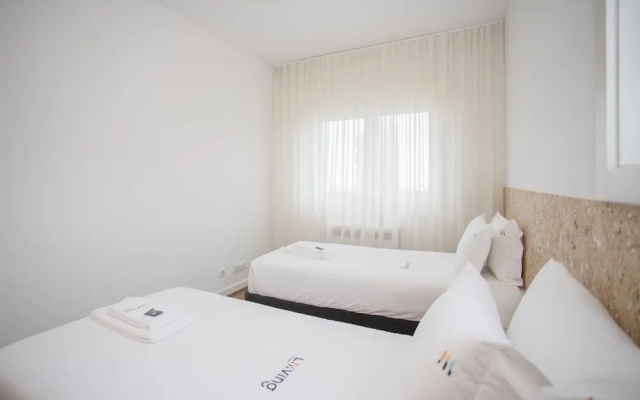 Liiiving - Light Trendy Apartment