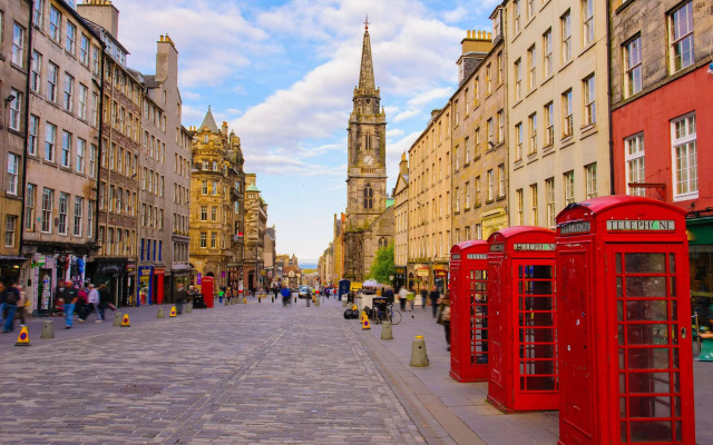 Courtyard by Marriott Edinburgh