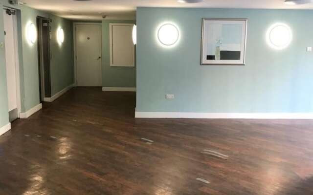 Apex Variety Gate Apartment