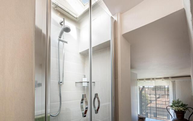 Casa Baino in Lucca With 2 Bedrooms and 1 Bathrooms