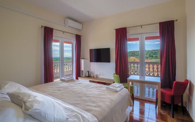 Hotel Livadic