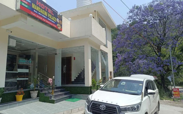 Hotel Mandakini Palace