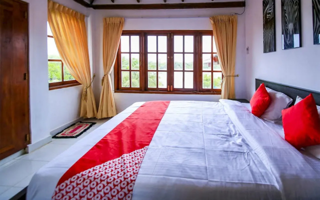 OYO 389 Bay Beach Hotel