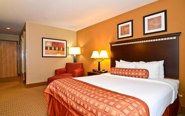 Spark by Hilton Oak Forest