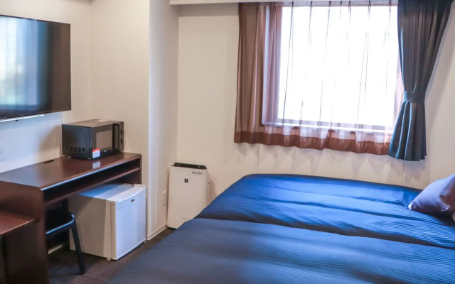 Hotel LiVEMAX Chibaminato Ekimae