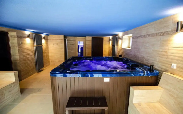 Villa in Moravia With hot tub
