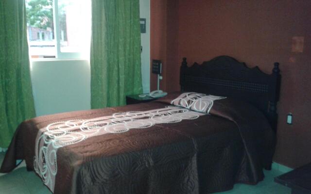 Tercera Avenida Hotel