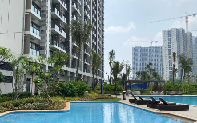 Skystory.inn warm and cozy studio @Skyhouse BSD