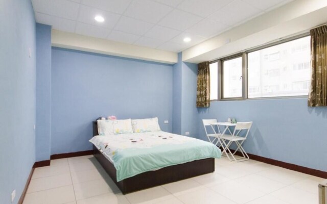 Wei Yang Light Travel