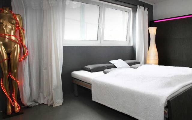 Helioslounge