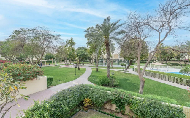 Tranquil 3BR Villa in Springs Community - Sleeps 7