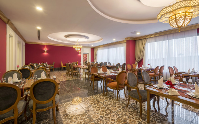 Calido Maris Hotel