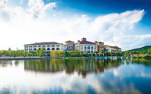 Wyndham Grand Plaza Resort Nanjing