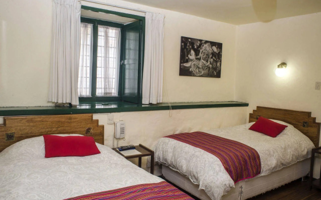Hostal Corihuasi