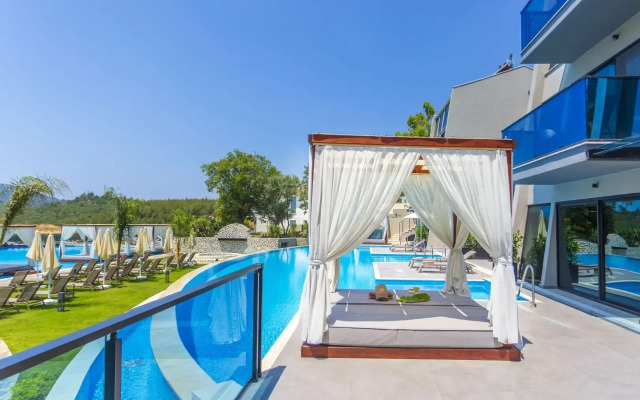 Orka Cove Hotel Penthouse & Suites - Adults Only