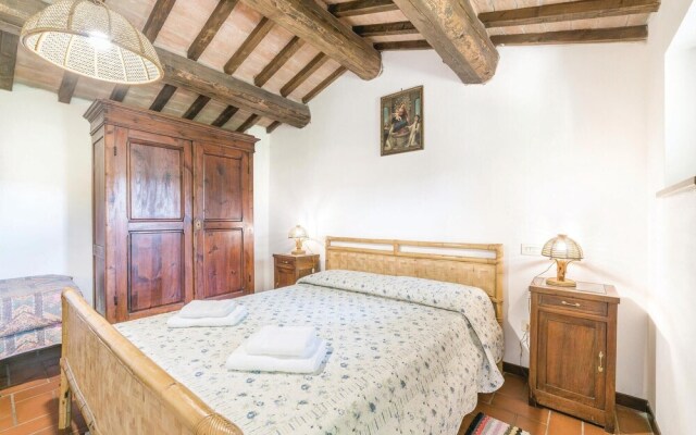 Stunning Home in Monterchi AR With 1 Bedrooms