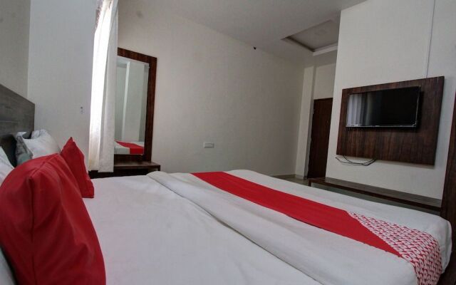 SPOT ON 29404 Kruthika Comforts