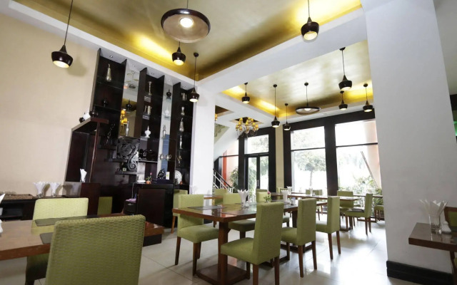 East Hotel