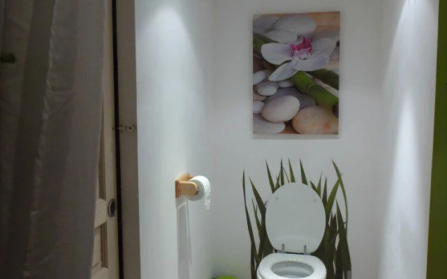 La Maison Aux Fleurs