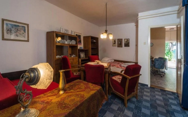 Apartment Cocic Garden