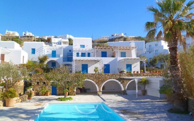 Mykonos Town Apartment with a View