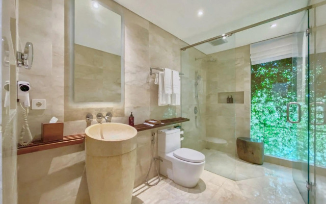 Отель Candi Beach Resort and Spa