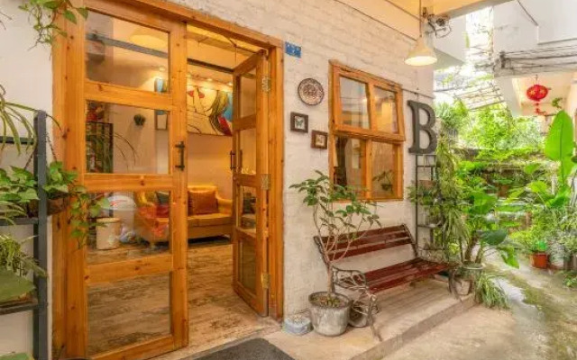 Langqingju Inn (Yangshuo West Street store)
