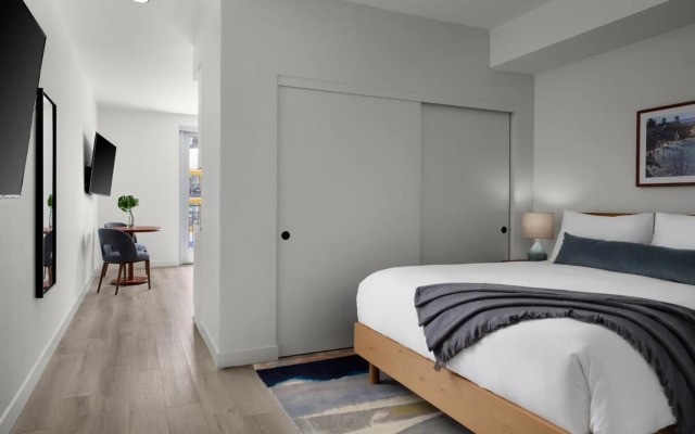 Sentral Gaslamp Quarter