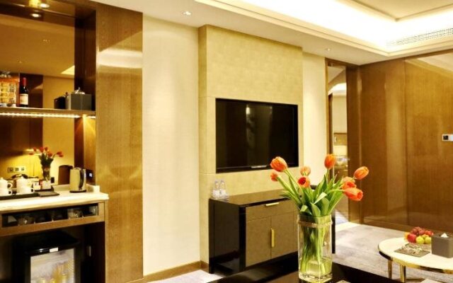 Yibin Celebrity City Hotel