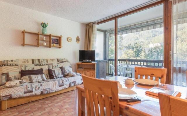 Appartement Saint-Chaffrey , 1 pièce, 4 personnes - FR-1-330E-3