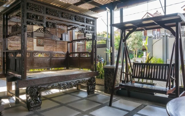 Residences by RedDoorz Syariah @ Buah Batu