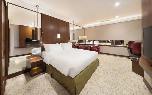 Crowne Plaza Hotel Riyadh Minhal, an IHG Hotel