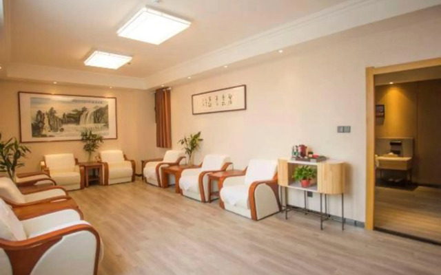 Shangpin Hotel (Luyi Minglu Road)