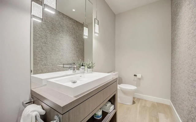 Coopers Collection 17 - Main Street Retreat