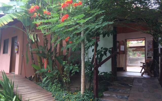 Buddy's Hostel & Pousada Alto Paraiso