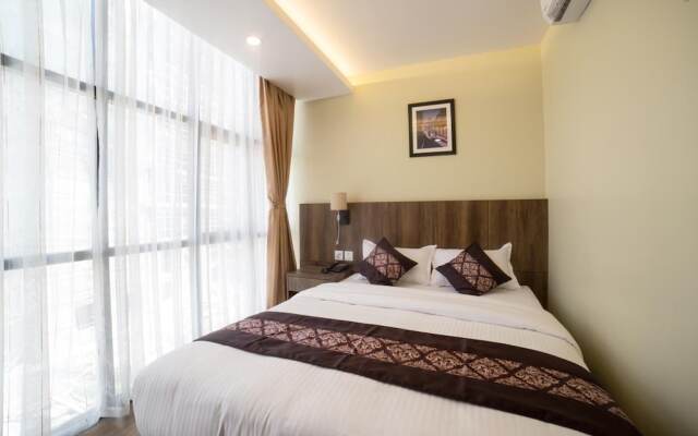 Ganapati Airport Hotel