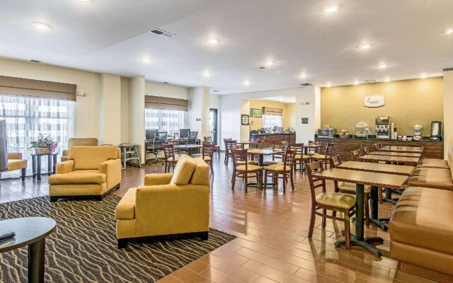 Mainstay Suites