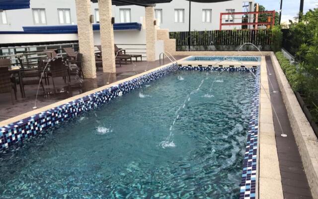 Blue Lotus Hotel Davao