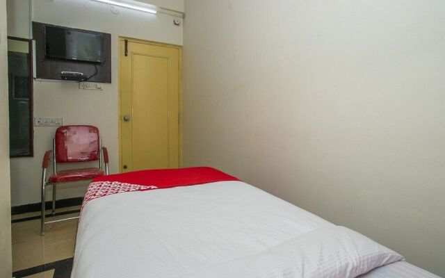 OYO 26817 Gks Residency