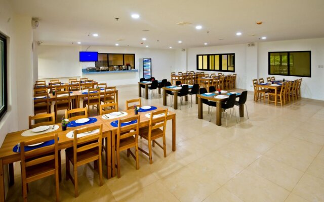 D' Galaxy Hotel & Restaurant