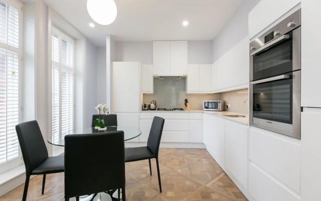 Urban Chic - Shaftesbury