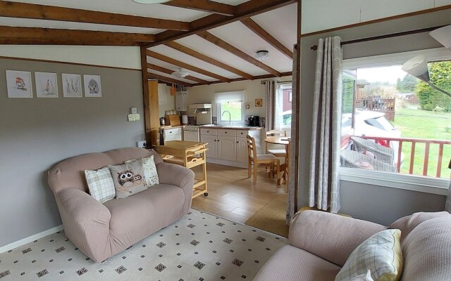 Number 8 Buttercup Lodge Caer Beris