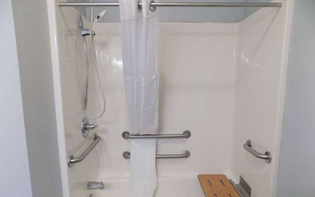 Baymont by Wyndham Augusta Riverwatch