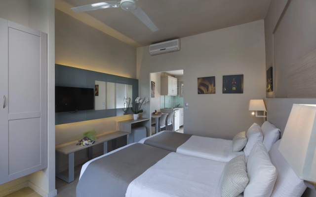 Acharavi Beach Hotel