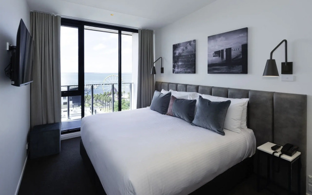 Oaks R Suites Geelong