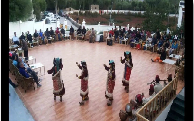 Hotel New Glacier View