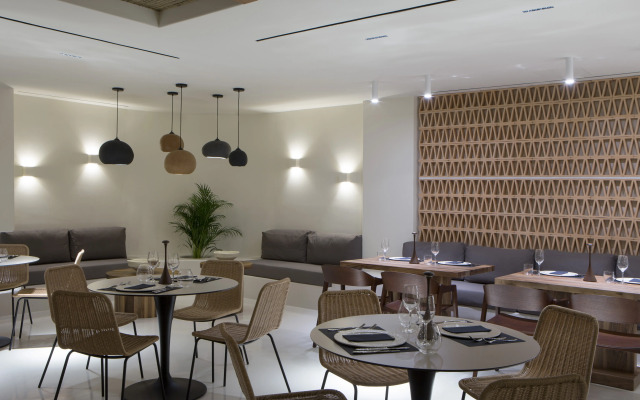 Elessa Hotel - Adults Only