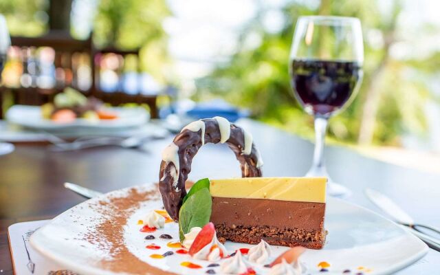 A'Zambezi River Lodge
