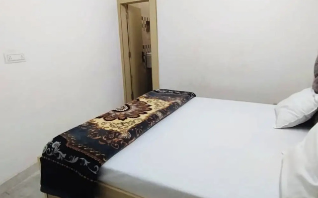 Hotel Meera residency Mathura