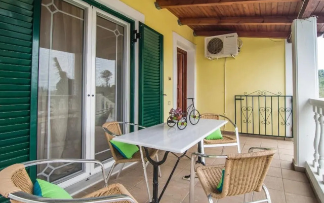 Tonia Apartments